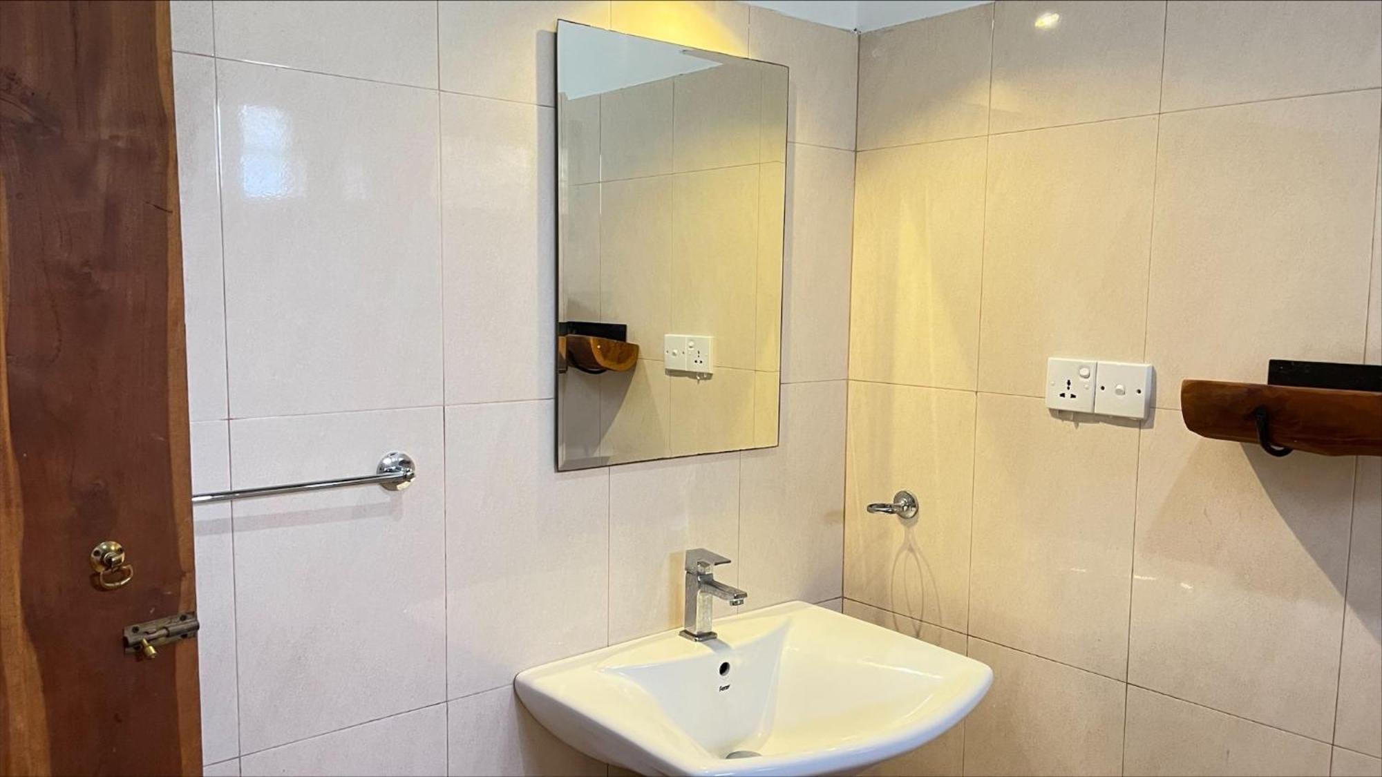 Shell Resort อารูกัมเบย์ ภายนอก รูปภาพ