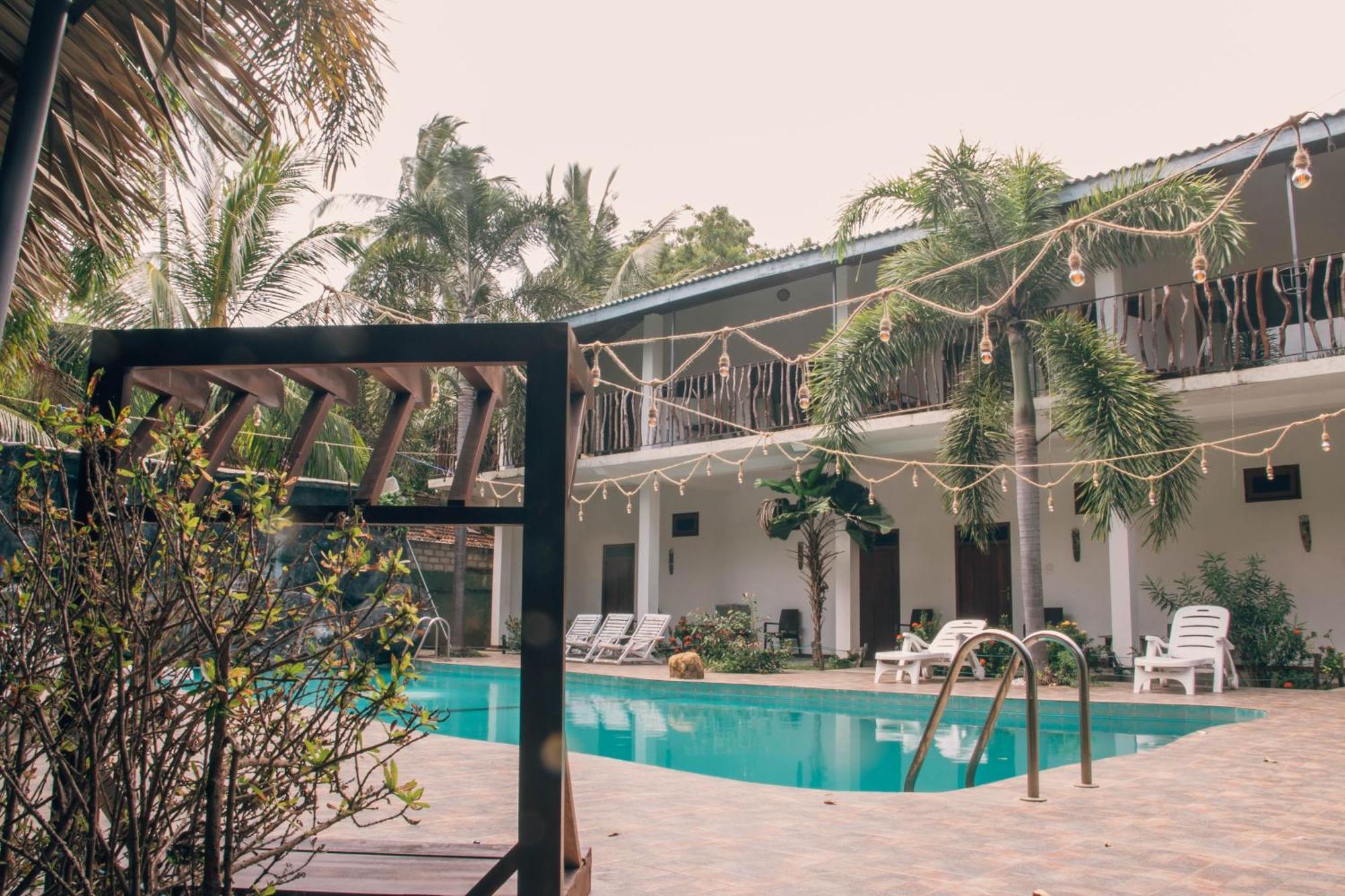 Shell Resort อารูกัมเบย์ ภายนอก รูปภาพ